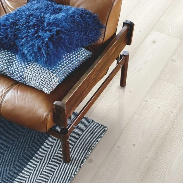 Ламинат Pergo Skara Pro Состаренная Белая Сосна L1251-03373 в Краснодаре