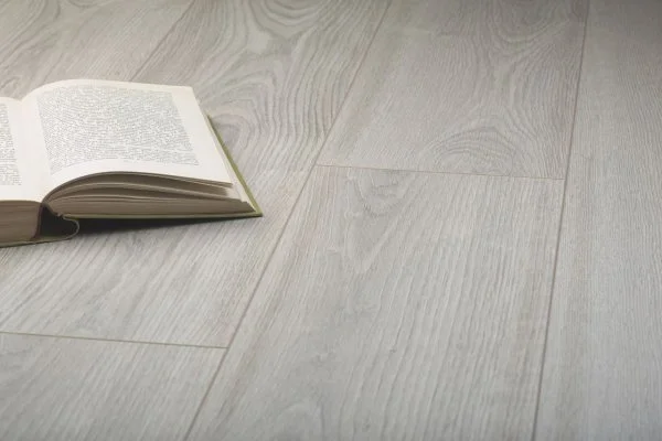 Ламинат Kronopol Platinium Milo 3034 Ferrara Oak в Краснодаре